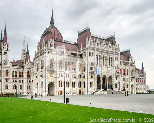 Image of Hungarian Parliament Building