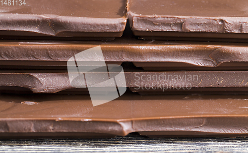 Image of large pieces of chocolate