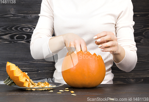 Image of lamp from an orange pumpkin