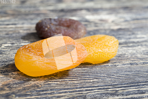 Image of mixed dried apricots