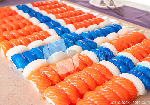 Image of Sushi pieces in the shape of a Norwegian flag