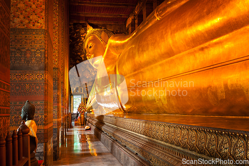 Image of Reclining Buddha, Thailand