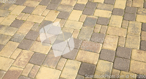 Image of two-tone cobblestones
