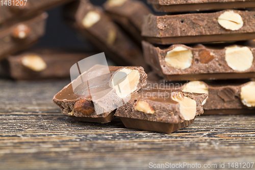 Image of chocolate with almond