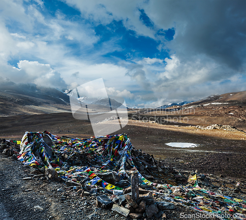 Image of Buddhist prayer flags (lungta) on Baralacha La pass in Himalayas