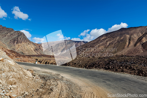 Image of Manali-Leh road