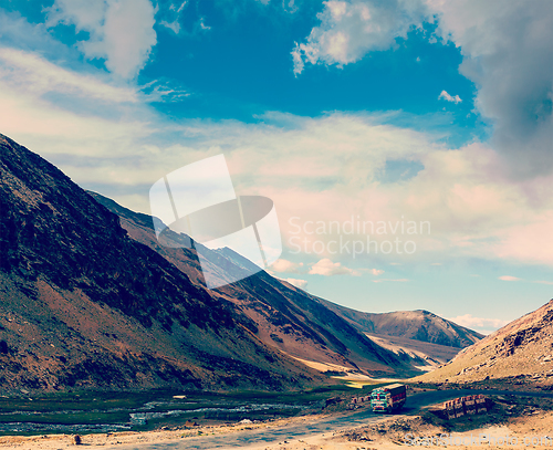 Image of Manali-Leh Road in Indian Himalayas with lorry