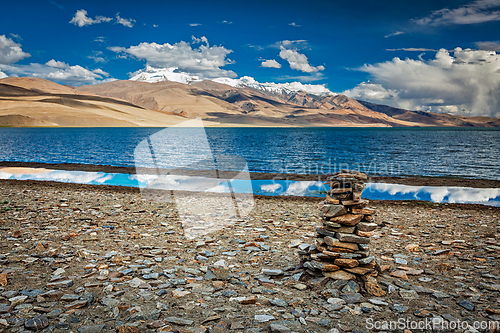 Image of Stone cairn at Himalayan lake Tso Moriri