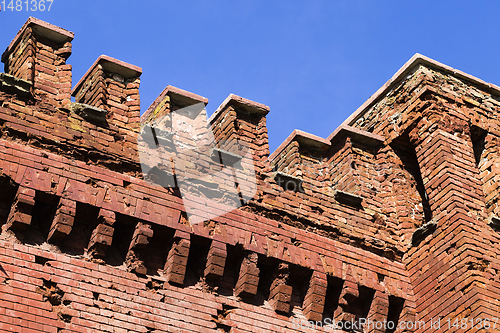 Image of destroyed ancient brick wall