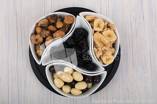 Image of Mix of dried fruits and nuts