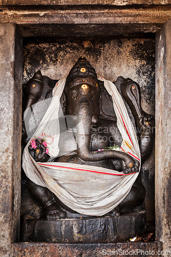 Image of Ganesh statue in Hindu temple, Thanjavur