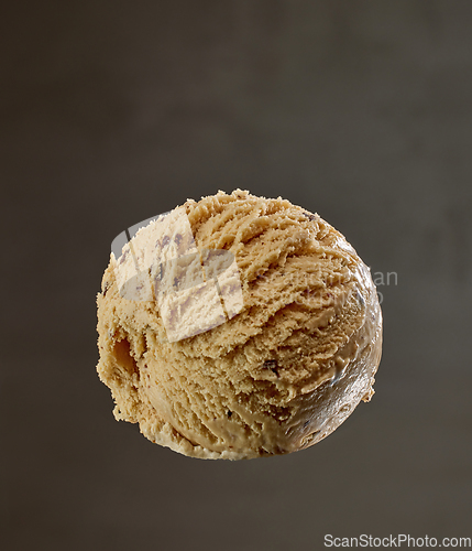 Image of caramel ice cream ball