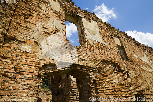 Image of empty window openings