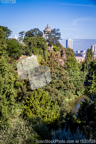 Image of Sibyl temple in Buttes-Chaumont Park, Paris