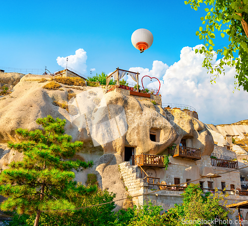 Image of Air balloons at day