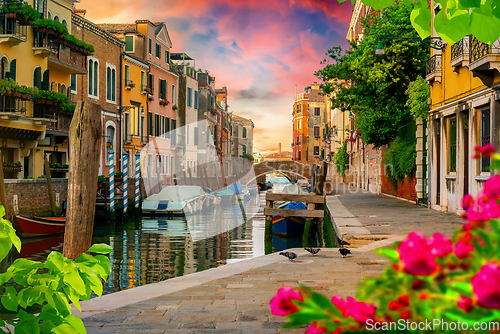 Image of Boats in a narrow channel