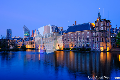 Image of Hofvijver lake and Binnenhof , The Hague