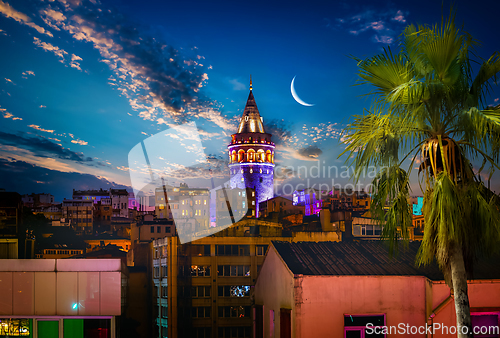 Image of Galata Tower in Istanbul at night