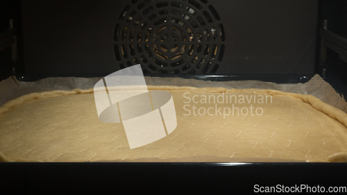 Image of Pie in oven