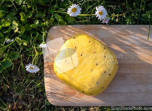 Image of whole Caraway cheese