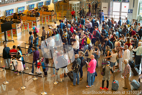 Image of People Queue airport immigration Singapore