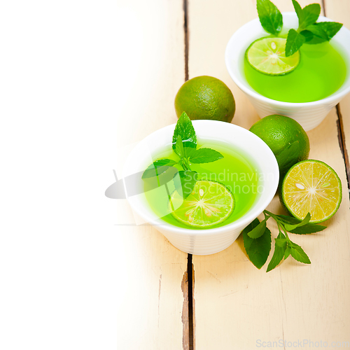 Image of mint infusion tea tisane with lime