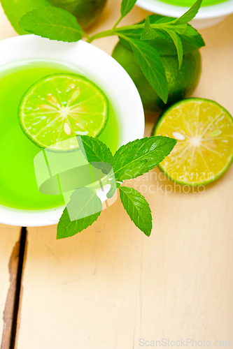 Image of mint infusion tea tisane with lime