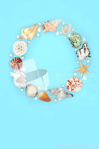 Image of Seashell and Pearl Wreath Decoration