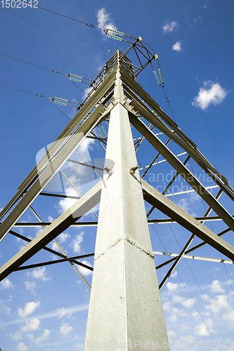 Image of high-voltage power lines