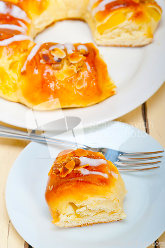 Image of sweet bread donut cake