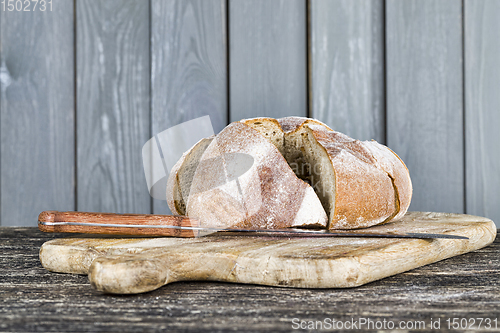 Image of sliced bread round shape