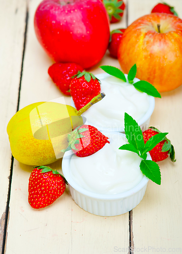 Image of fruits and yogurt