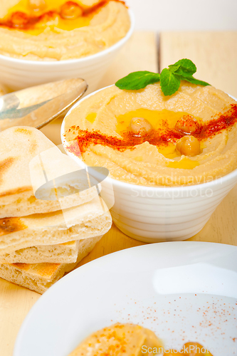 Image of Hummus with pita bread