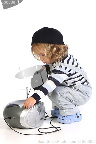 Image of girl listening music 