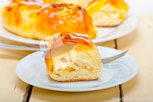 Image of sweet bread donut cake