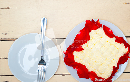 Image of whipped cream mango cake