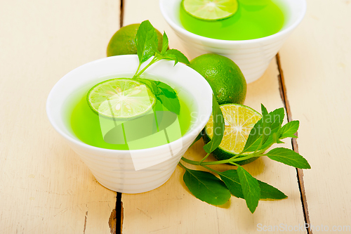 Image of mint infusion tea tisane with lime