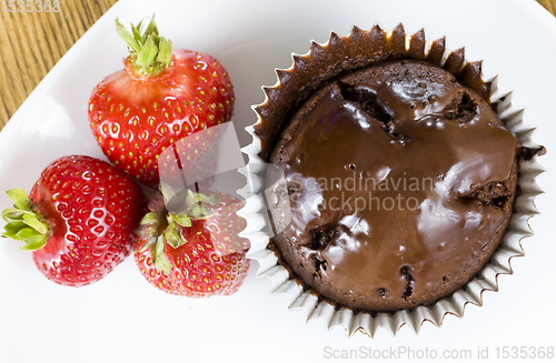 Image of strawberries and muffin