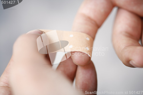 Image of Bandaging finger