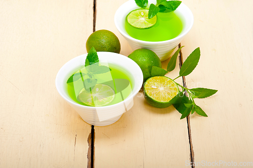 Image of mint infusion tea tisane with lime