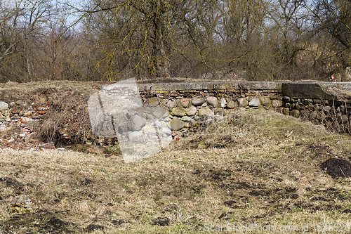 Image of ruins of a fortress or castle