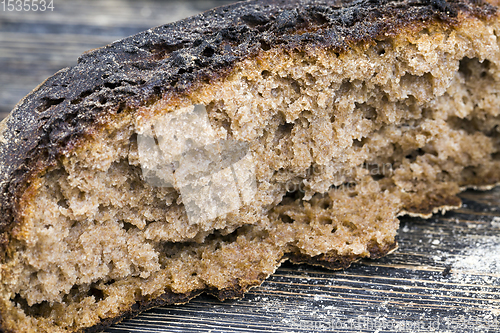 Image of dark bread