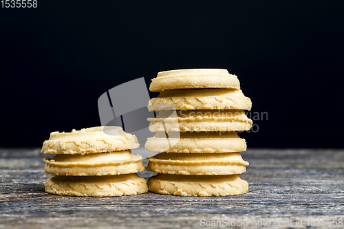 Image of crumbly cookies