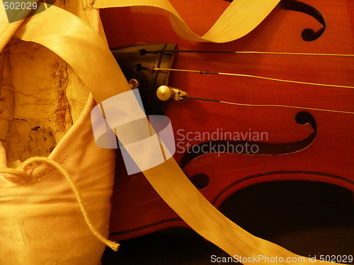 Image of violin