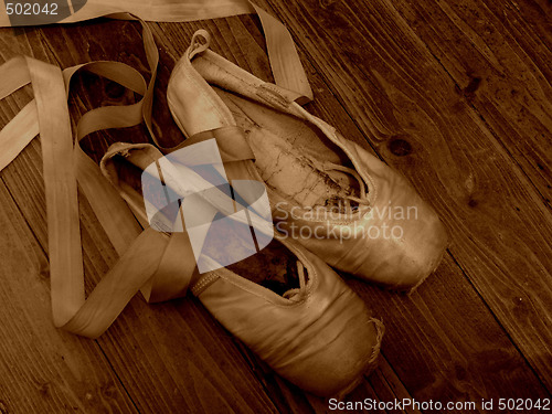 Image of pointe shoes