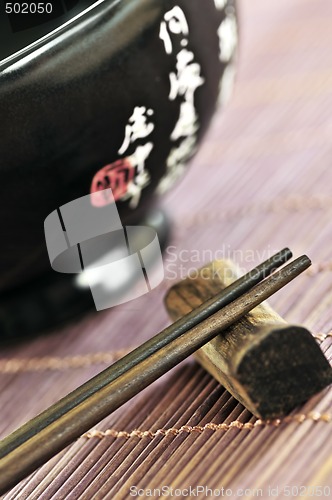 Image of Rice bowl and chopsticks