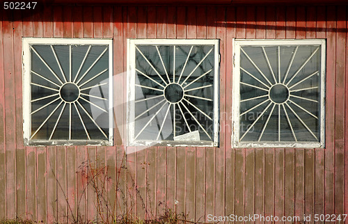 Image of abonded windows