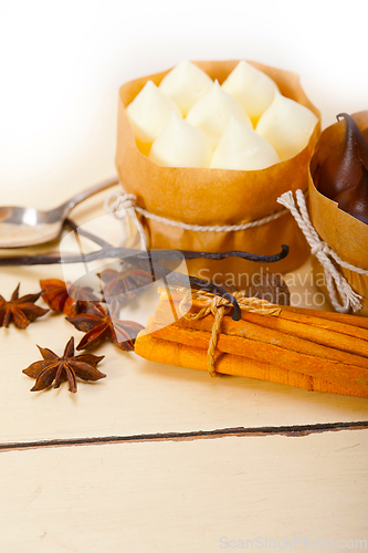 Image of chocolate vanilla and spices cream cake dessert