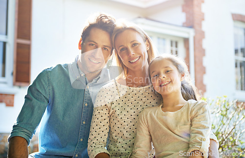 Image of New house, love portrait and relax happy family with luxury home, real estate or property building, mansion or sale. Faces, support and bonding woman, man or homeowner people smile for relocation