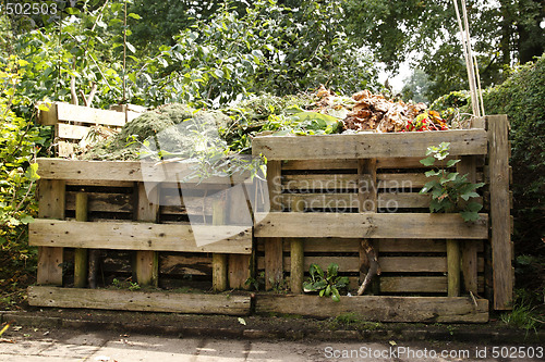 Image of wooden compost bin